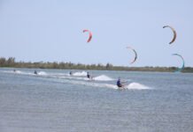 Araruama reúne atletas de todo o país no 2º Desafio Brasileiro de Kitesurf